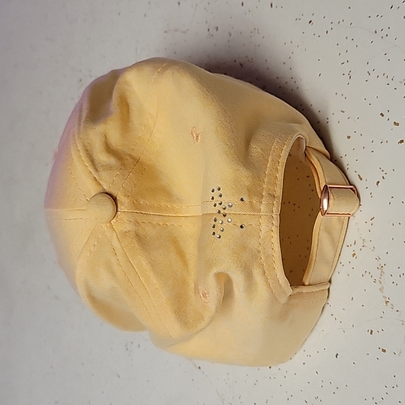 Spiced Equestrian Barn Babe Hat - Picture 2 of 6